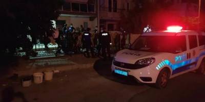 Silahla oynayan çocuk, annesini vurdu