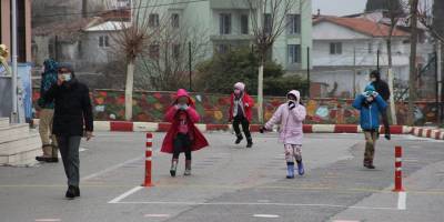 İzmir'de yüz yüze eğitim yeniden başladı