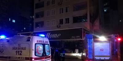 Evde çıkan yangında 1 kişi öldü, 3 kişi yaralandı