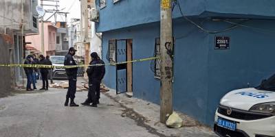 Evinde boğazı kesilmiş halde bulunan kadın hayatını kaybetti
