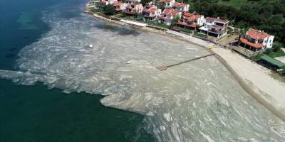 Çevre ve Şehircilik Bakanı Kurum: Müsilaja ilişkin alınacak tedbirlerle ilgili ortak bir çalışma yürütüyoruz