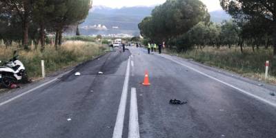 Manisa'da otomobil ile motosiklet çarpıştı: 2 ölü, 2 yaralı