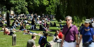 Almanya'da aşı önceliği sıralaması kaldırıldı