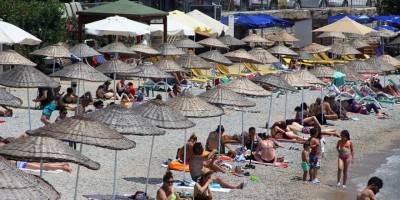 Bodrum sahillerinde adım atacak yer kalmadı