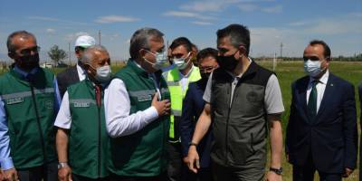 Tarım ve Orman Bakanı Pakdemirli, yapımı tamamlanan Çay Barajı'nda incelemelerde bulundu