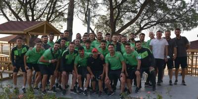 Aliağaspor FK, moral yemeğinde bir araya geldi