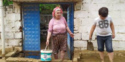 Nazilli'de sağanak hayatı olumsuz etkiledi