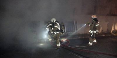 Pendik’te seramik atölyesi yandı: Mahalleli sokağa döküldü