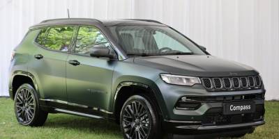 Yenilenen Jeep Compass, Türkiye'de satışa sunuldu