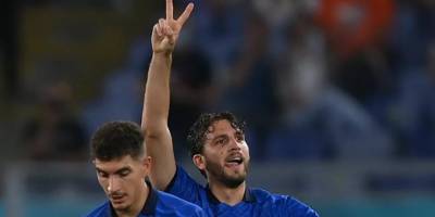 Ronaldo ve Pogba'nın ardından Locatelli de şişe kaldırdı