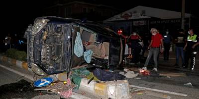 Muğla'da iki otomobil çarpıştı: 8 yaralı