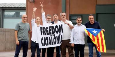 İspanya'da Katalan bağımsızlık ilanında rol almış 9 siyasetçi tahliye oldu