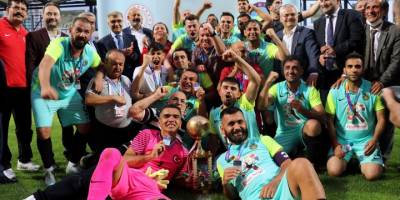 İşitme Engelliler Futbol Süper Lig'de Karşıyaka şampiyon oldu