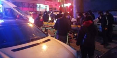 İzmir'de bıçaklı kavga: 1 ölü