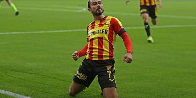 Göztepe, Halil Akbunar'ın sözleşmesini uzattı