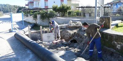 Kemer’de su baskınlarını önleme çalışmaları
