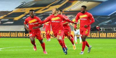 Umut Bulut, Süper Lig tarihine geçmeye hazırlanıyor