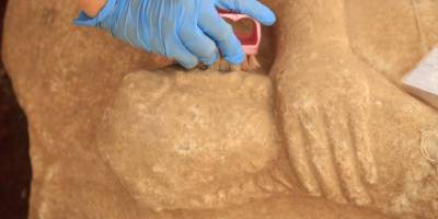 Muğla'daki Euromos Antik Kenti'nde 2 bin 500 yıllık heykeller ve yazıt bulundu