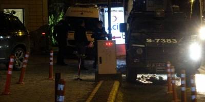 Kan davalısıyla karşılaşınca kafasına sıktı