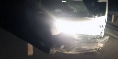 Kaza yapan sürücü aracı bırakıp kaçtı