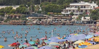 Sahillerdeki bayram yoğunluğundan turizmciler memnun