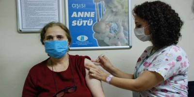 İzmir’de aşılama son sürat devam ediyor