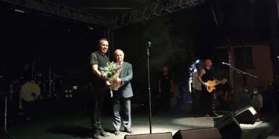 Haluk Levent Hatay'ın anavatana katılışının 82'nci yılı kutlamalarında sahne aldı