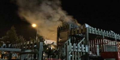 Çocukların oyun alanını yaktılar