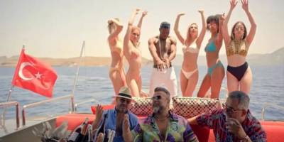 YouTube, Bülent Serttaş‘ın videosunu 'erotik şikayetler' sebebiyle kaldırdı