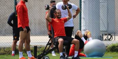 Göztepe, Erzurum'daki kampını sürdürüyor