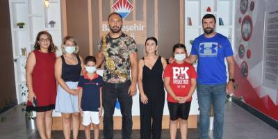 "Altın kemerin ebedi sahibi olmak istiyorum"