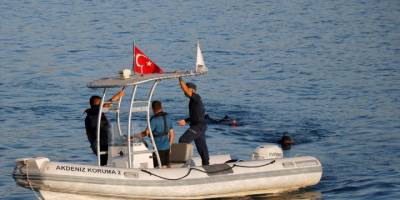 Muğla'da bir kişinin denizde kaybolduğu ihbarı ekipleri alarma geçirdi
