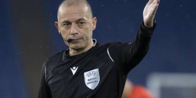 Fenerbahçe - Galatasaray derbisi Cüneyt Çakır’ın!