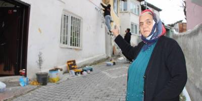 Yaşlı kadın, kredi çekip sokağa güvenlik kamerası taktırdı