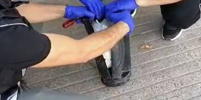 Denizli'de bebek bezine ve hoparlöre gizlenmiş yaklaşık 2,5 kilogram sentetik uyuşturucu ele geçirildi