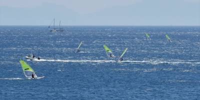 Rüzgar sörfünde 2021 Techno 293 Plus Dünya Şampiyonası heyecanı sürüyor