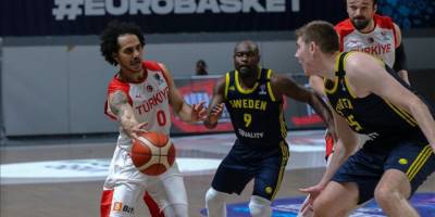 A Milli Erkek Basketbol Takımı İsveç'i yendi