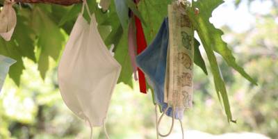 Nebiler Aşıklar Şelalesi'nin işletmecisi, dilek ağacına maske asılmasından şikayetçi