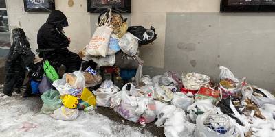 New York’ta evsizler, kar fırtınası ile mücadele ediyor