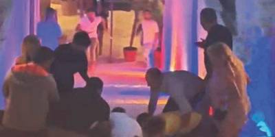 Çeşme bu pisliklerden temizlenmeli