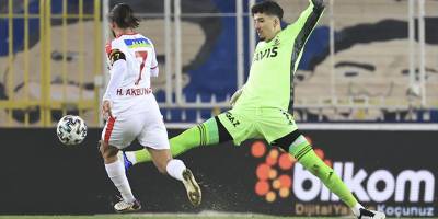 GÖZTEPE FENER'E DE ACIMADI: 0 - 1