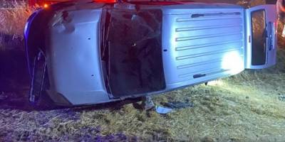 Manisa'da tarlaya devrilen hafif ticari aracın sürücüsü hayatını kaybetti