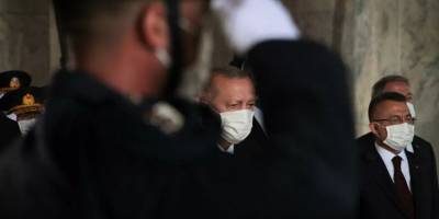 Erdoğan Anıtkabir'de: Türkiye Cumhuriyeti Devleti emin ellerdedir