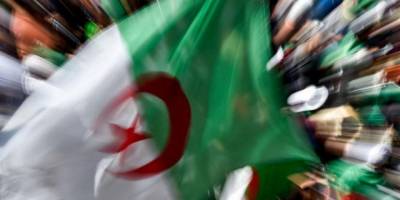 Cezayir erken seçime gidiyor! 3 ay içinde yapılacak...