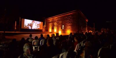 Altıeylül’de açık havada sinema günleri