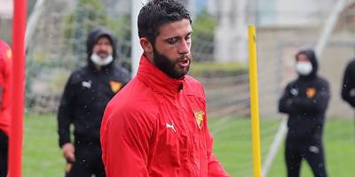 Göztepeli futbolcu Kubilay Sönmez, Bursaspor'a transfer oldu