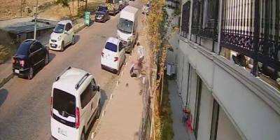 Hırsızlar sert kayaya tosladı, 15 yaşındaki genç hırsızları böyle kovaladı