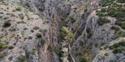 Büyük Menderes Nehri üzerindeki Kısık Kanyonunda sular çekildi