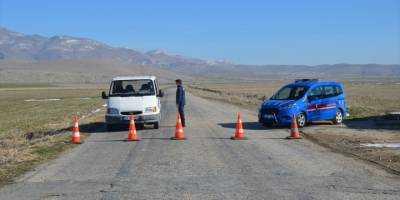 Afyonkarahisar'da bir köyde karantina uygulaması başlatıldı