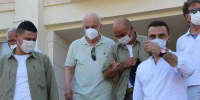 Rütbesi sökülen Çetin Doğan'ın eşi: Kalplerindeki Atatürk ve vatan sevgisini de alabilecekler mi?